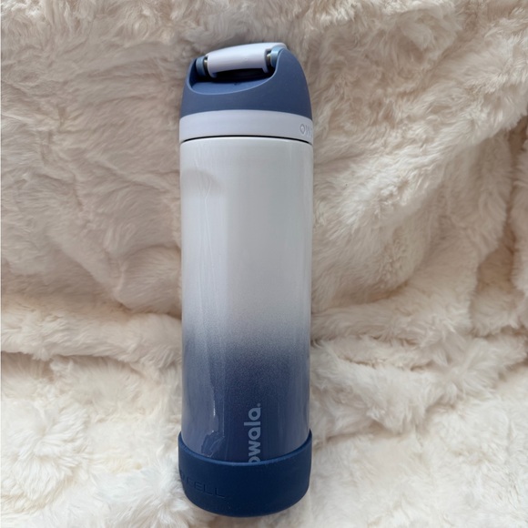 Owala Riptide - Picture 3 of 9